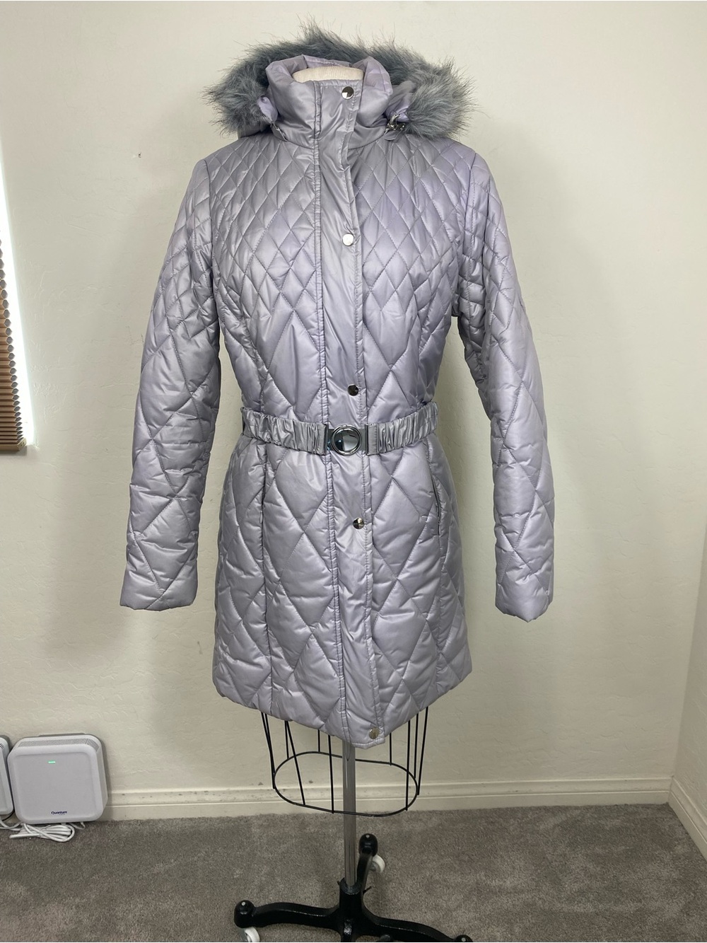 Women's Quilted Long Puffer Coat with Faux-Fur Trim - Light Lavender silver